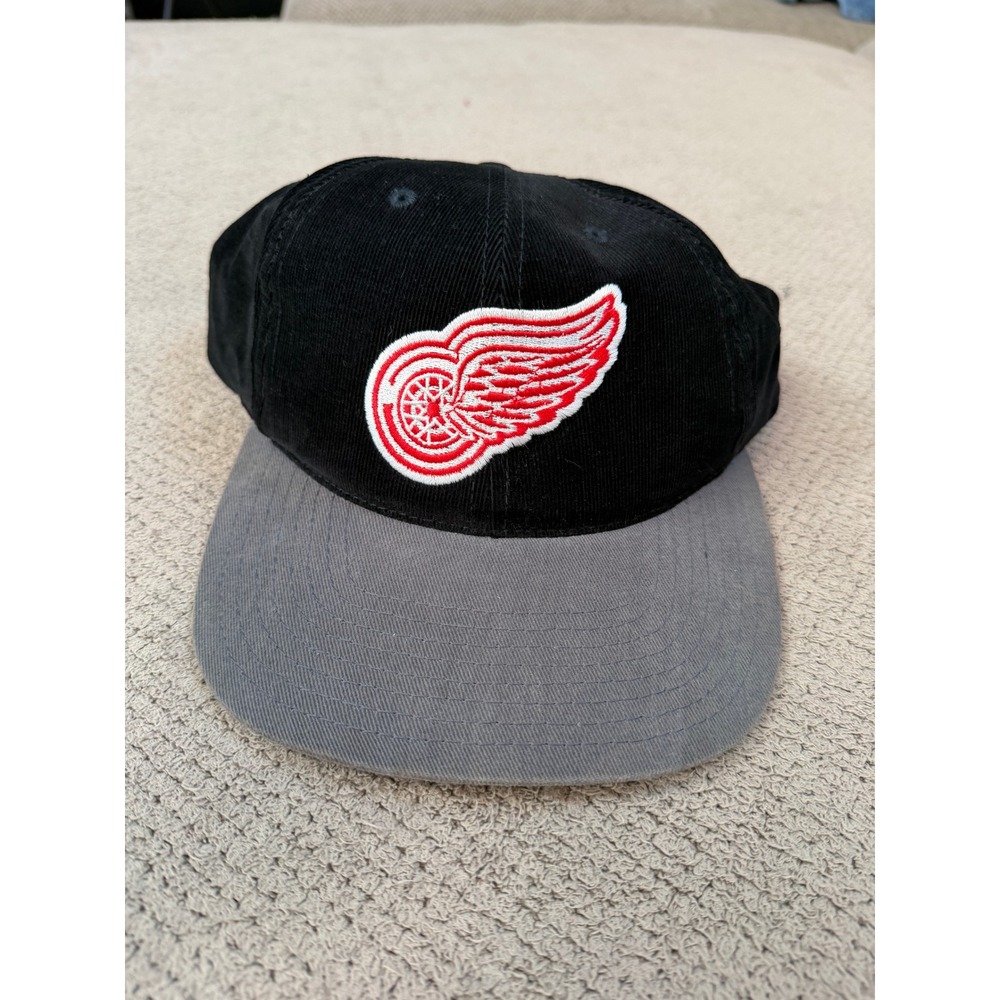 Vintage 1990s Detroit Red Wings Annco Corduroy Snapback Hat Black Grey NHL